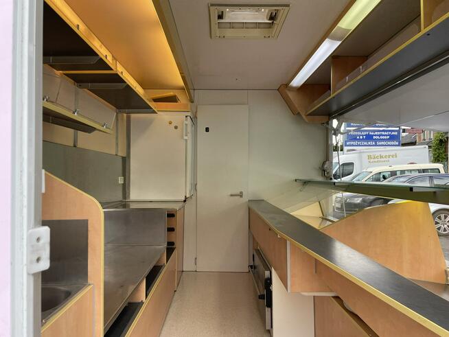 Renault Master Autosklep wędlin Sklep Gastronomiczny Food Truck Foodtruck BORCO