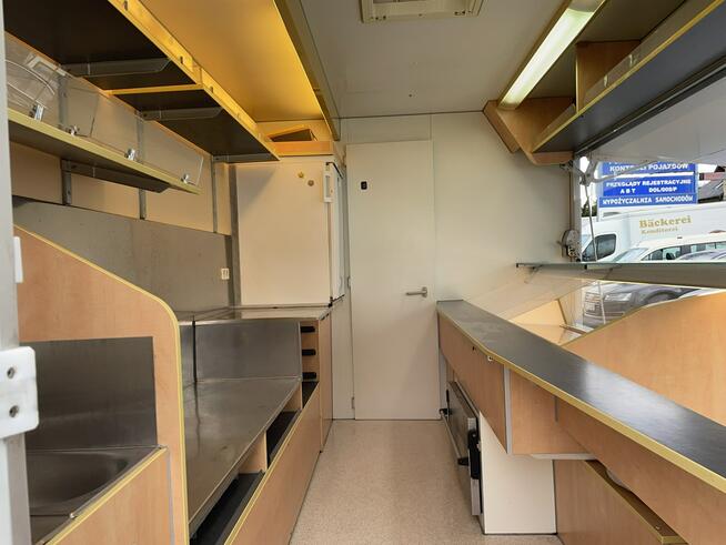 Renault Master Autosklep wędlin Sklep Gastronomiczny Food Truck Foodtruck BORCO