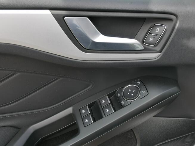 Ford Focus 1.5 E-Blue 95KM Titanium -Pakiet zim -Full LED -Navi -Tempomat