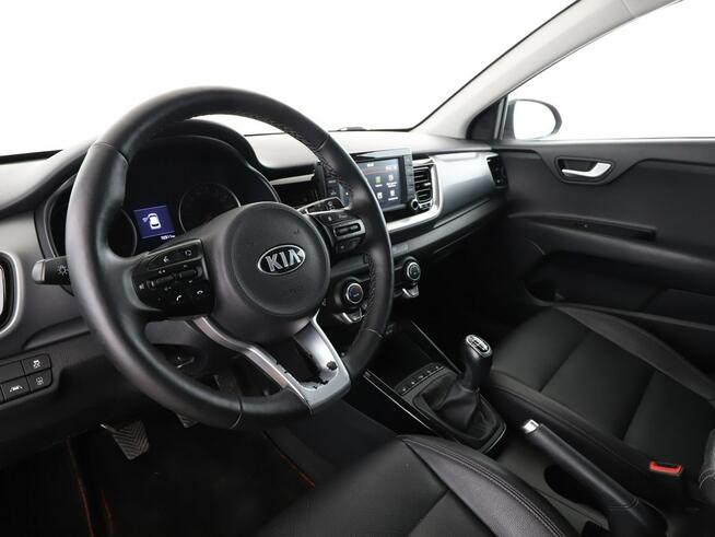 Kia Stonic 1.4 MPI skóra grzane fotele+kier. navi kamera tempomat AsystentPasaRuc