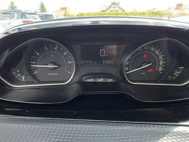 Peugeot 2008 1.2 82ps Kllimatyzacja GrzaneFotele PanoramaDach 2016 77tys km