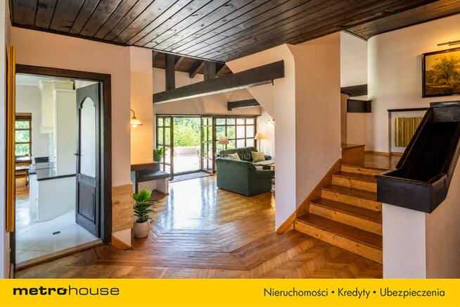 Nietuzinkowy dom 272 m² Chełmek