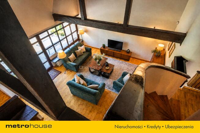Nietuzinkowy dom 272 m² Chełmek