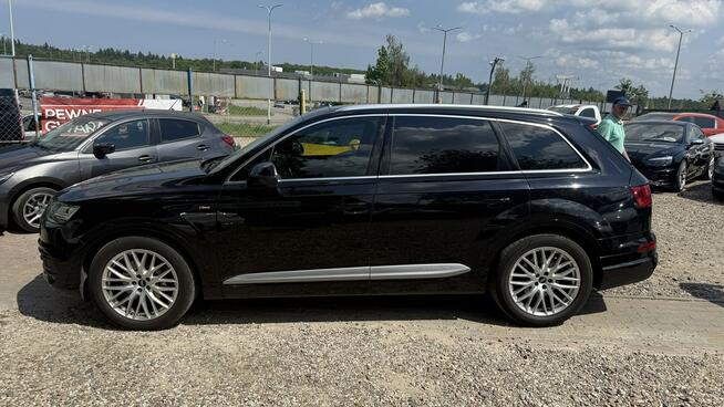 Audi Q7 3.0tdi 272KM quattro s-Line salon PL serwis bezwypadkowy asystenci