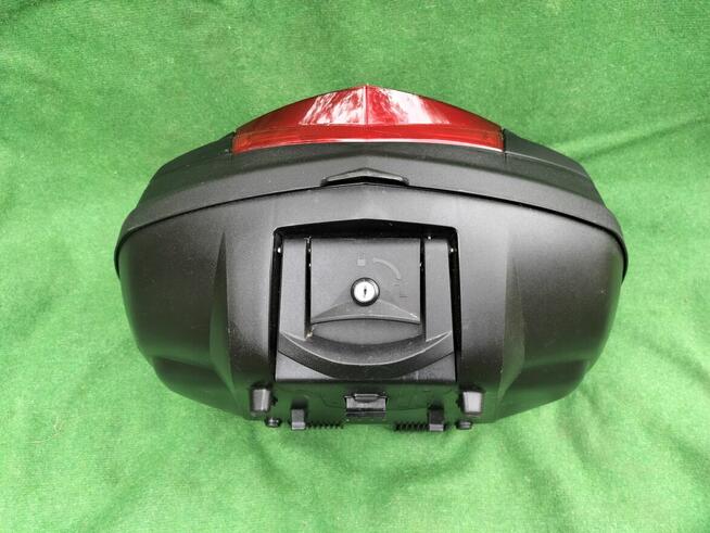 YAMAHA kufer centralny 50l