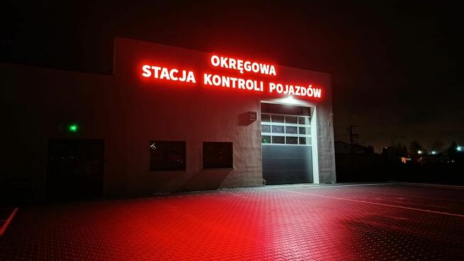 Kasetony reklamowe, pylony, litery 3D