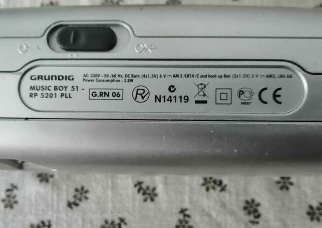 RADIO GRUNDIG MUSIC BOY
