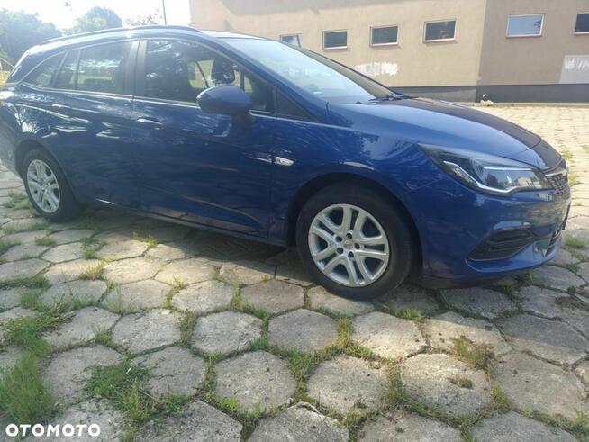 Opel Astra 1.2 Turbo Enjoy
