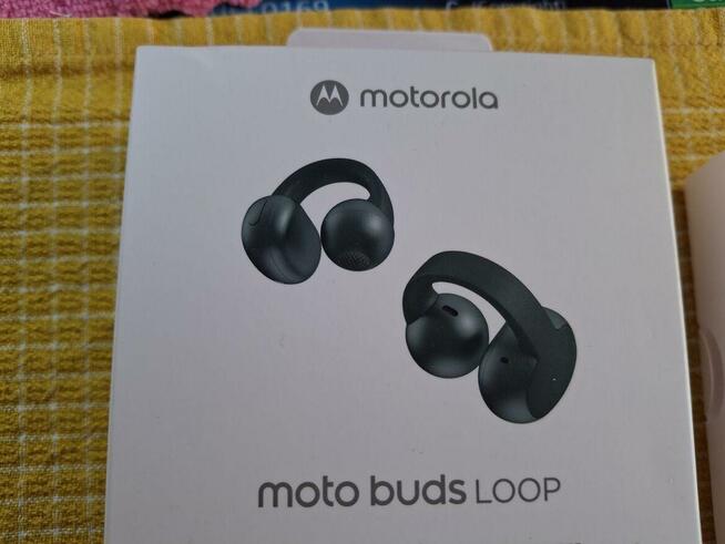 Moto buds Loop