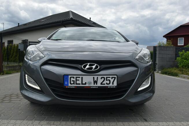 Hyundai i30 1.6D Navi Kamera Klimatronik Nowe Opony 2014r Sprowadzony Opłacony