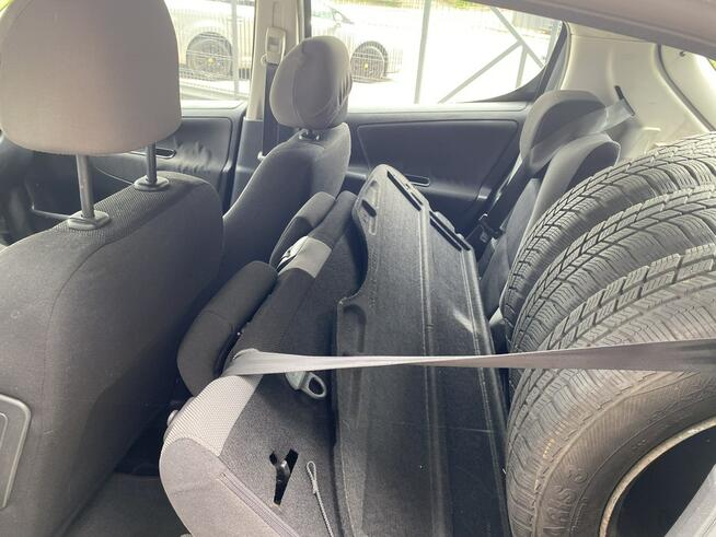 Peugeot 207 1.4 benzyna niski przebieg klimatyzacja