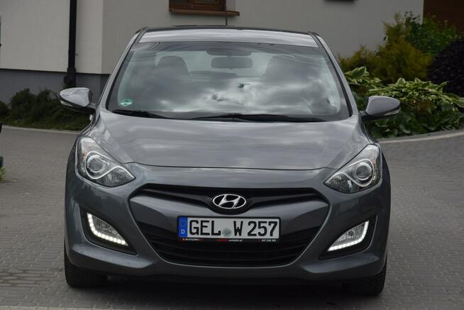 Hyundai i30 1.6D Navi Kamera Klimatronik Nowe Opony 2014r Sprowadzony Opłacony