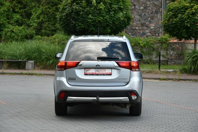 Mitsubishi Outlander 4WD 2.0 150KM Automat 2016r. lift 4x4 Climatronic LED NAVI Kamera