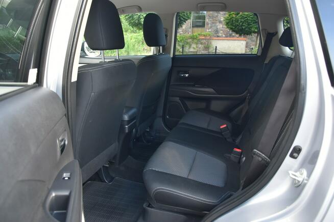 Mitsubishi Outlander 4WD 2.0 150KM Automat 2016r. lift 4x4 Climatronic LED NAVI Kamera