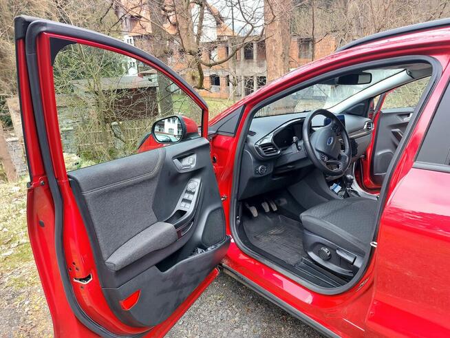sprzedam Forda Puma EcoBoost Hybrid z salonu Polska