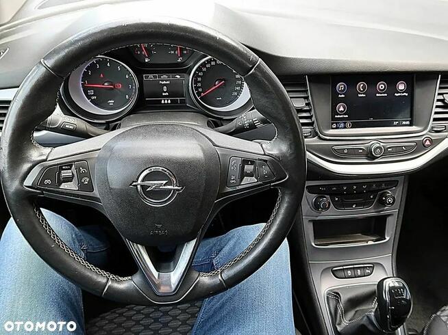 Opel Astra 1.2 Turbo Enjoy