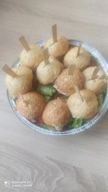 Deski serów, wędlin, owoców i warzyw