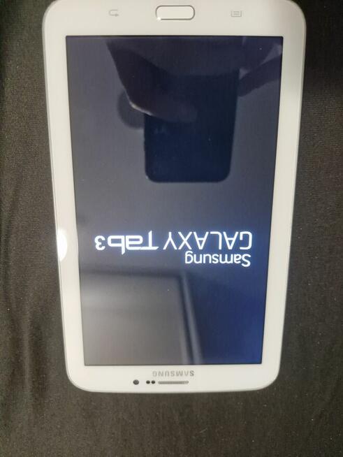 Samsung Galaxy Tab 3 SM-T211 – Sprawny, zestaw z ładowarką