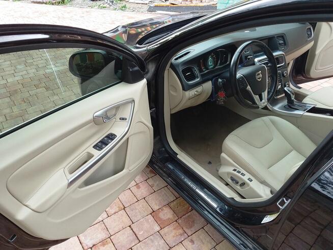 volvo s60 T5 2.0 benzyna 245 KM