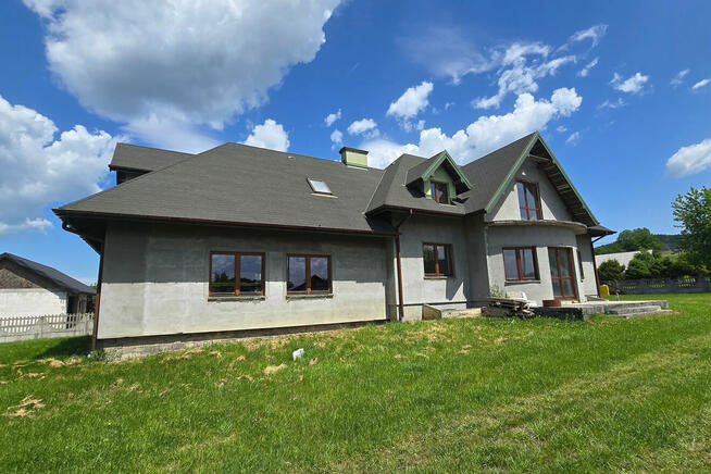 Dom wolnostojący 400m2 Działka 23a Brunary Gorlice