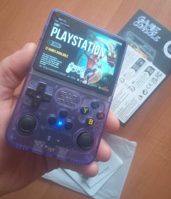 Konsola gier retro ArkOS 2.0 R36S 21tyś. gier 64GB ekran 3.5