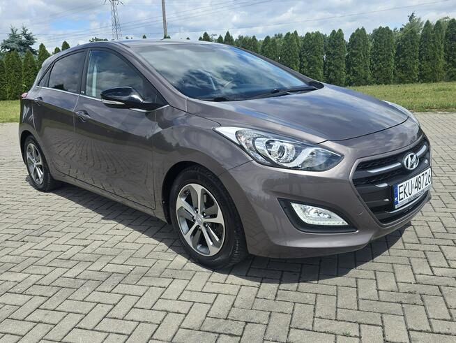 Hyundai i30 1,6crdi Navigacja.Tempomat.Ledy.Klimatr 2 str.Tempomat.PARKTRONIC