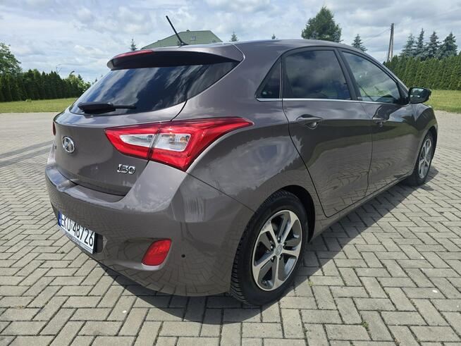 Hyundai i30 1,6crdi Navigacja.Tempomat.Ledy.Klimatr 2 str.Tempomat.PARKTRONIC