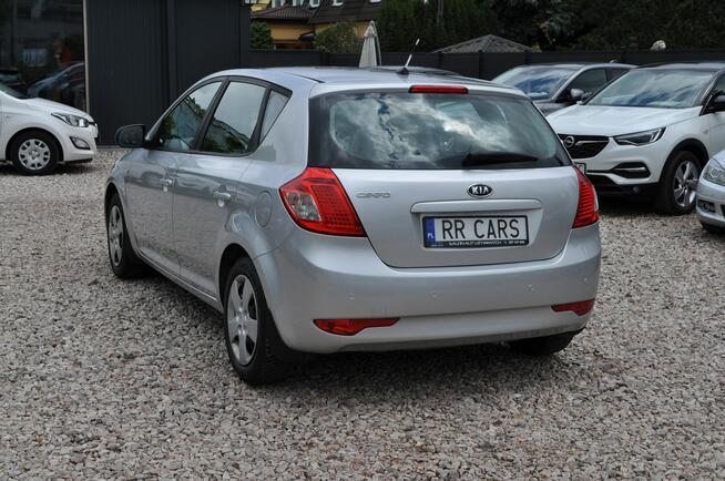 Kia Cee'd Klimatyzacja Czujniki Parkowania Nowy Rozrząd Serwisowany