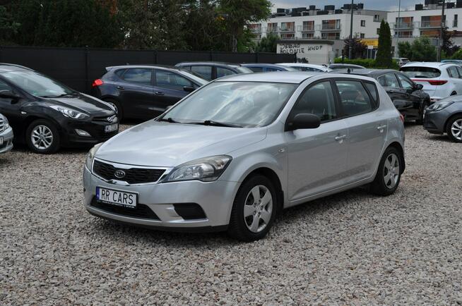 Kia Cee'd Klimatyzacja Czujniki Parkowania Nowy Rozrząd Serwisowany