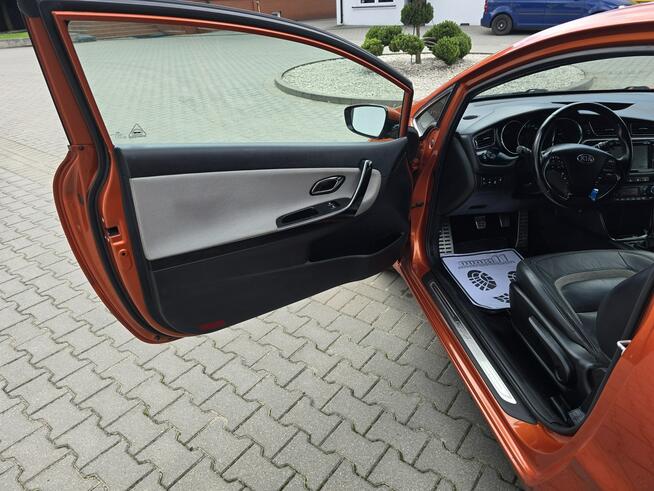 Kia Cee'd 1,6DIESEL. Navi.Podg.KierownicaLedy.LIFT.Podg.Fot.Skóry.Klimatr 2 str.