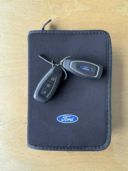 Ford Kuga 2.0TDCi-163km-AUTOMAT-4WD-Bezwypadkowy-Navi-Kamera-Ksenon-El.Klapa-PDC