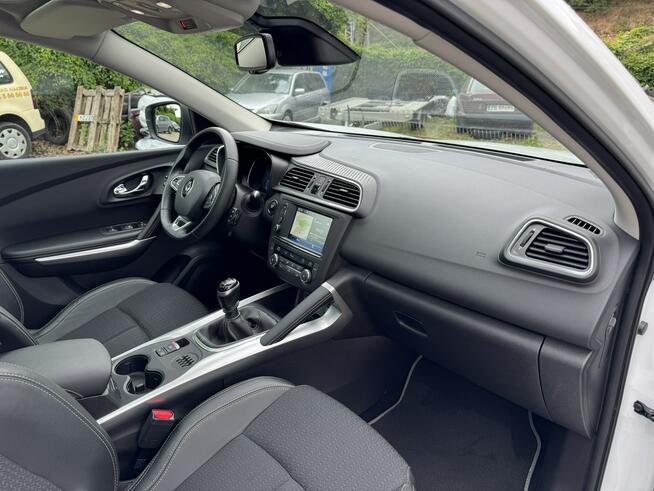 Renault Kadjar 1.2TCE-130km-Bezwypakowy-Navi-Kamera-Panorama-2xPDC-Półskóry-HANDS-FRE