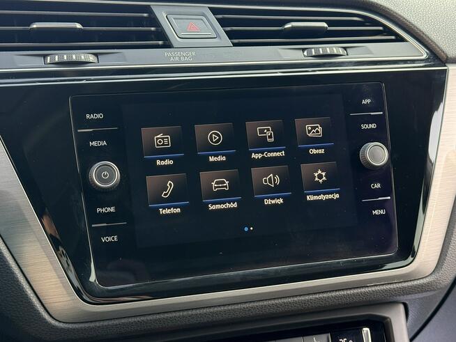 Volkswagen Touran 1,6TDi 115KM/DSG/ACC/Parktronic/7foteli/Serwis/Hak