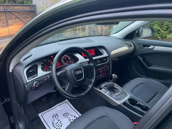 Audi A4 B8 2.0TDI 143KM Zadbana POLECAM