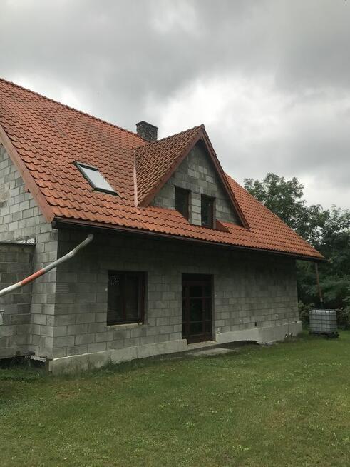 Dom wyjątkowe siedlisko pod miastem ze stawem