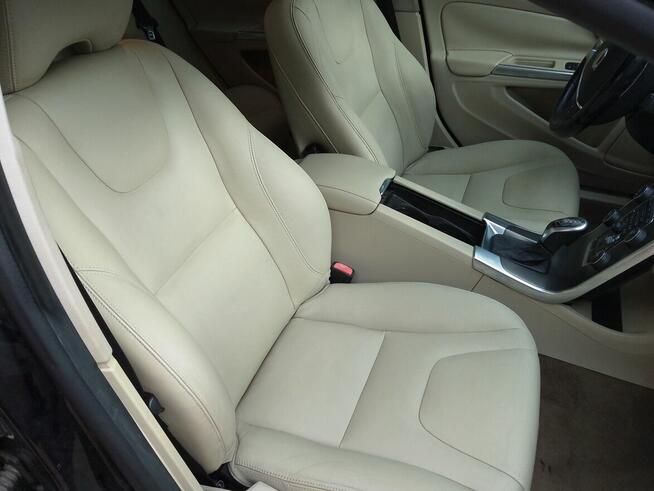 volvo s60 T5 2.0 benzyna 245 KM
