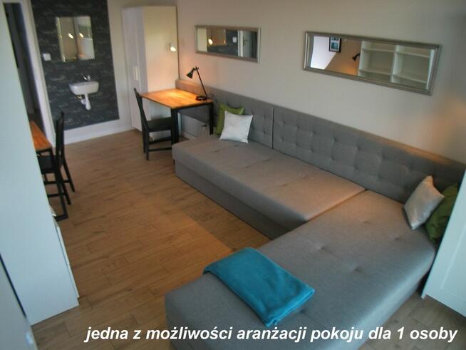 Nowoczesny, bardzo duży-18m2-wygodny pokój z balkonem / wys.