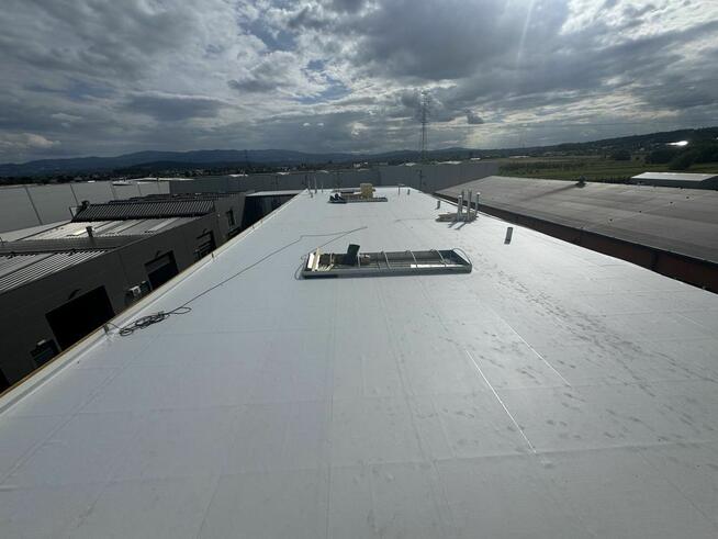 Hydroizolacja taras balkon dach membrana pcv epdm