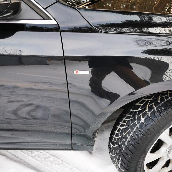 Sprzedam AudiQ5 S-line Quatro 2.0TDI 2012