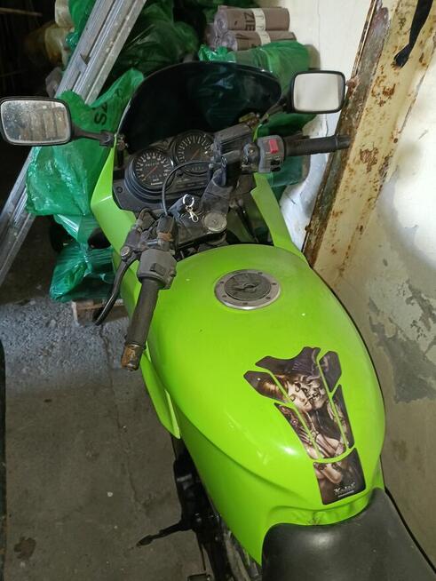 Sprzedam motocykl kawasaki na cześć lub całości
