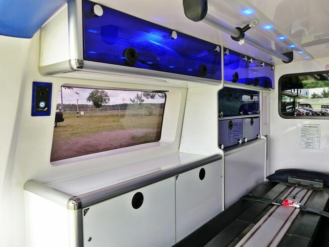 Volkswagen Transporter 2.0 TDI*Karetka*Ambulans*Kampervan*Klima*Pełna Wyposażenie*ZOBACZ!!
