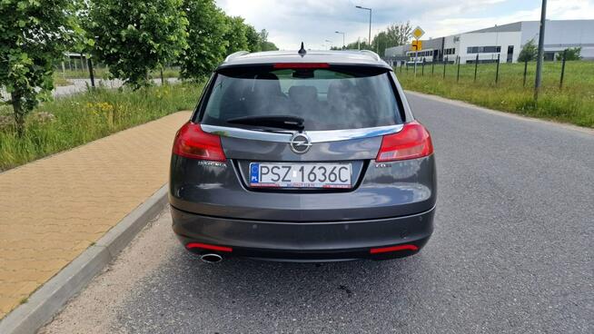 Opel Insignia Sports Tourer Piękna Zadbana Automat Tempomat 2.0CDTI 160KM FILM Czujniki Isofix