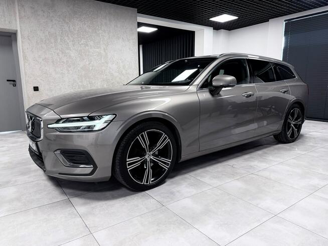 Volvo V60 2.0 D3 * INSCRIPTION LUXE*360 Kamera*Virtual*Keyless*Harman Kardon