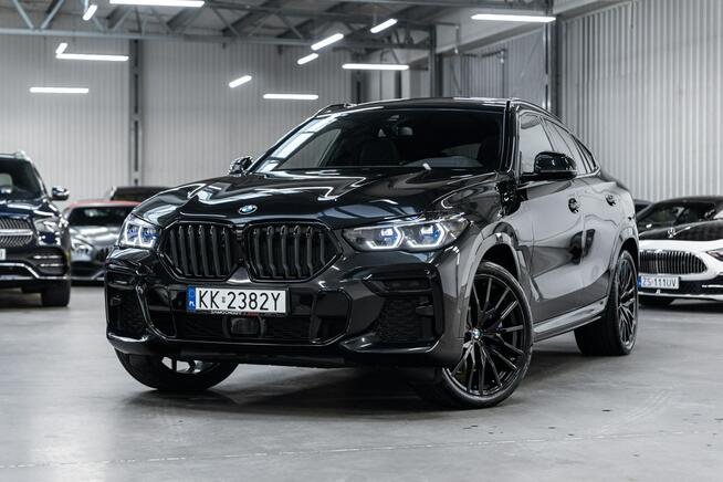 BMW X6 40d. All Black. Gwarancja 05.2027. Nowe opony. Po serwisie ASO.