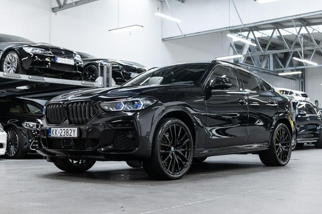 BMW X6 40d. All Black. Gwarancja 05.2027. Nowe opony. Po serwisie ASO.