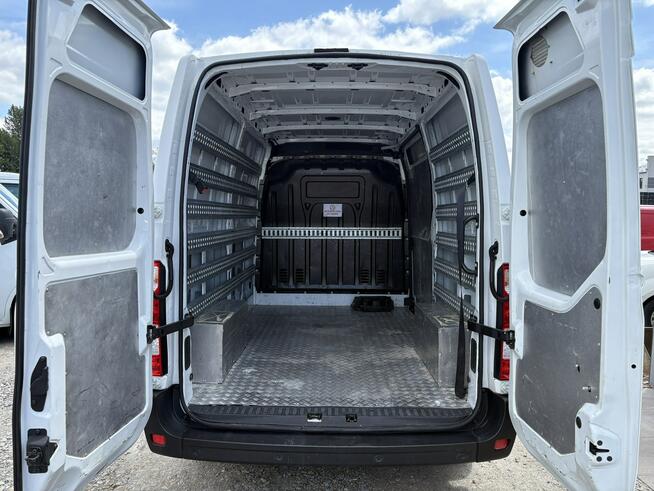 Renault Master l2h2 blaszak średni