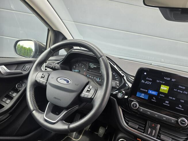 Ford Fiesta TITANIUM bezwypadkowy / bardzo zadbany / NOWY ROZRZĄD + OLEJ