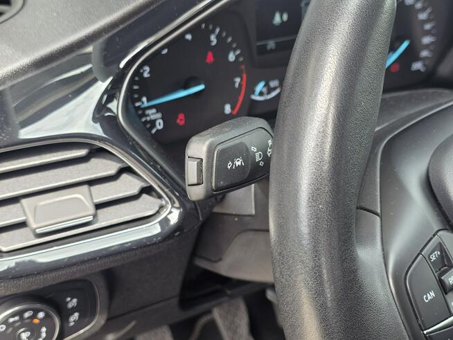 Ford Fiesta TITANIUM bezwypadkowy / bardzo zadbany / NOWY ROZRZĄD + OLEJ