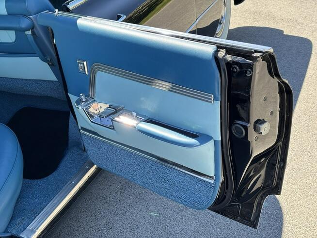 CADILLAC SEDAN DE VILLE ROCZNIK 1959 SILNIK 390 V8 – SUPER STAN
