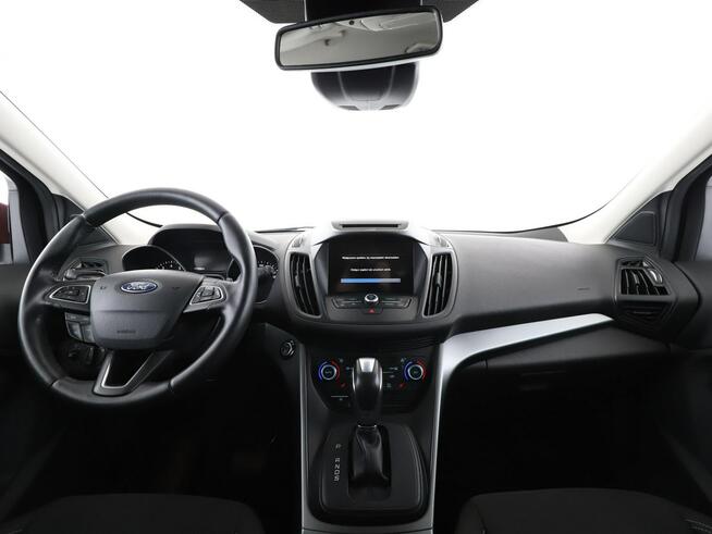 Ford Kuga automat 4x4 182KM grzane fotele navi PDC tempomat